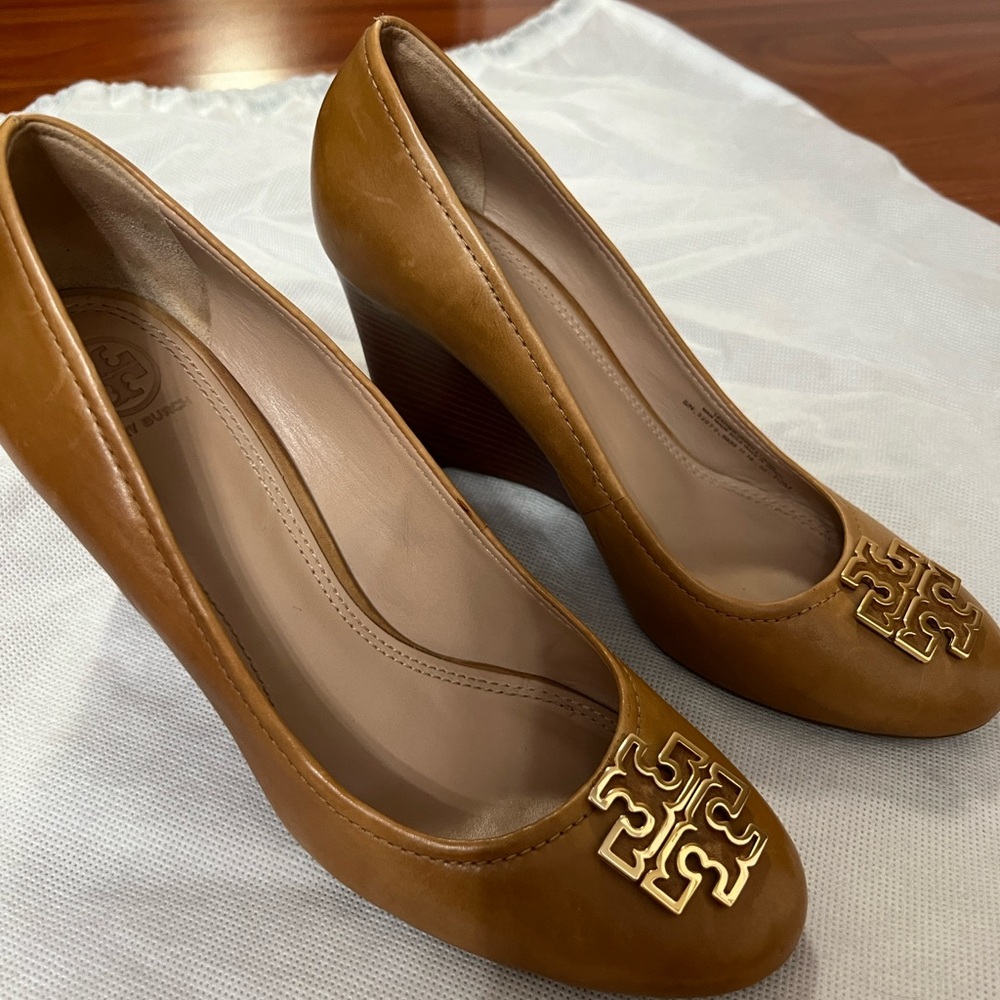 Tory Burch Tan/Brown Leather Wedges
